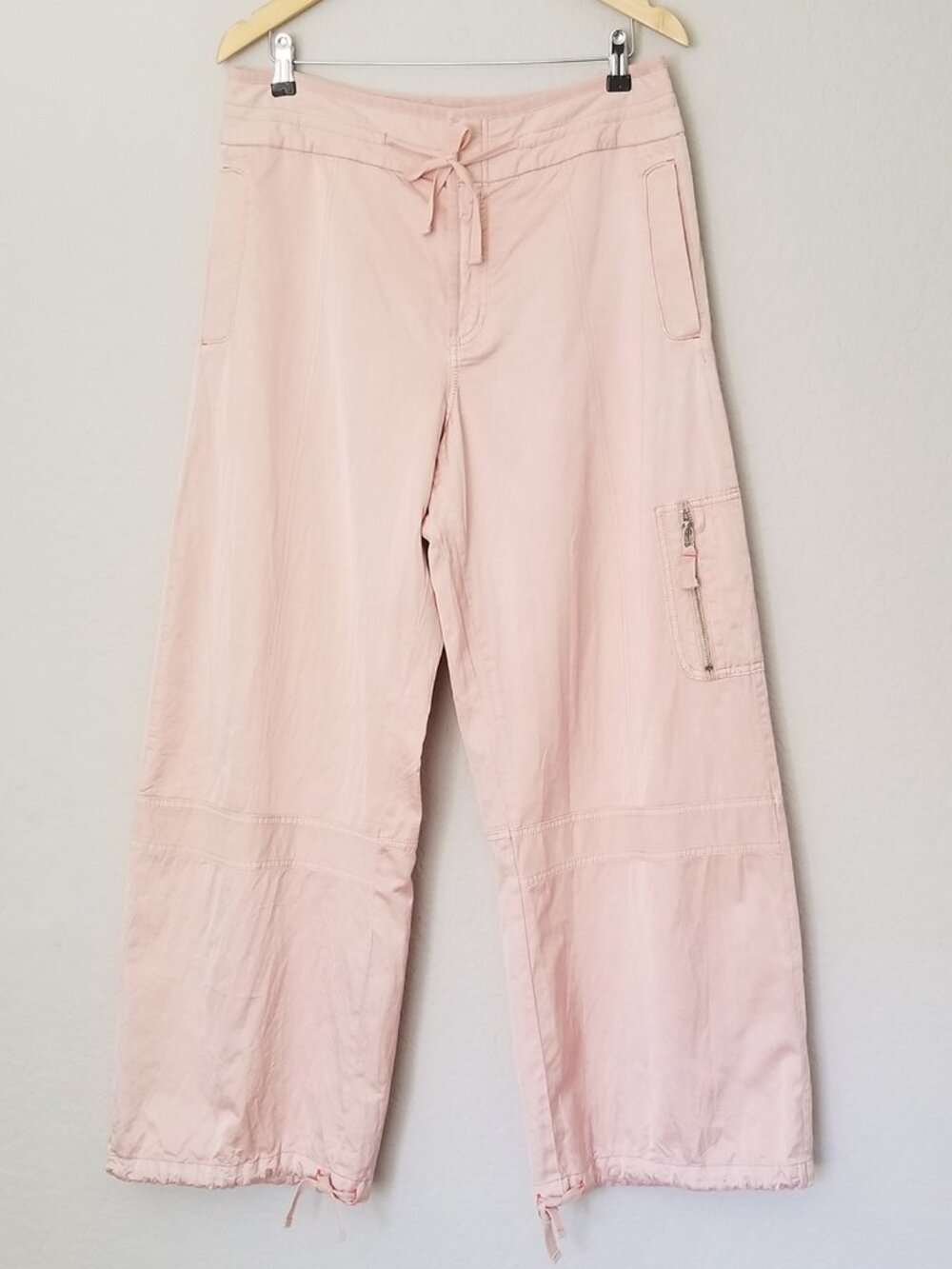 Anthropologie Pilcro Satin Parachute Pants 31 Blush Pink Wide Leg Baggy $179 - Picture 4 of 16